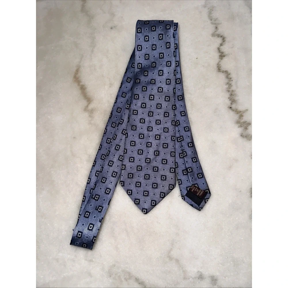 Brooks Brothers Stain Resistant Tie Men's Geometric Silk Necktie Handmade In USA